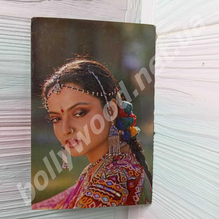 REKHA rare bollywood postcard