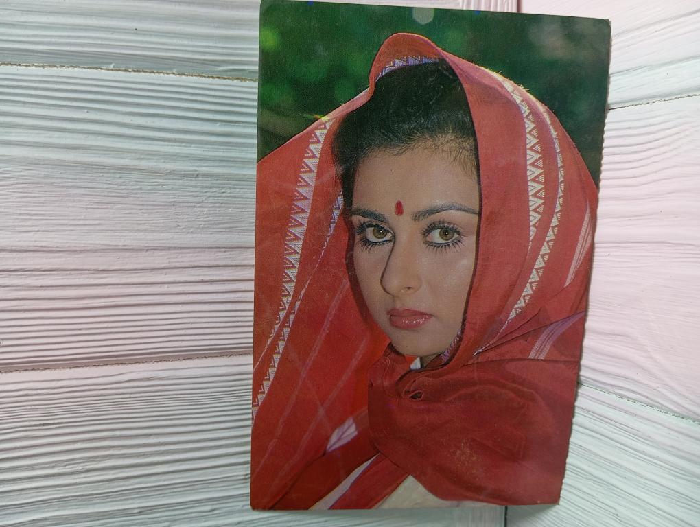 Poonam Dhillon rare postcard